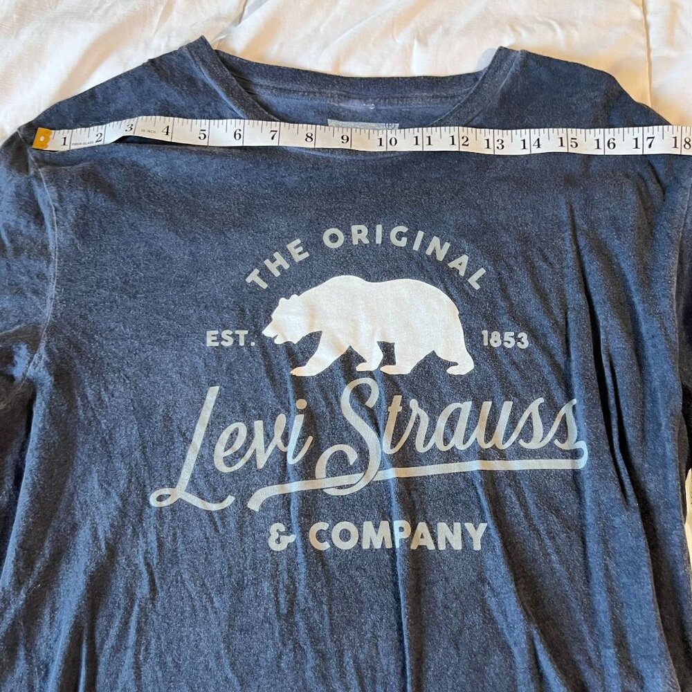 Levi's Levi Strauss & Co 100% Cotton Blue Washed Short Sleeve T-shirt Men's size - Picture 3 of 7